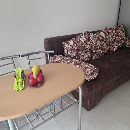 Ferienwohnung De Ja Vu 54 Burgas City Exterior foto